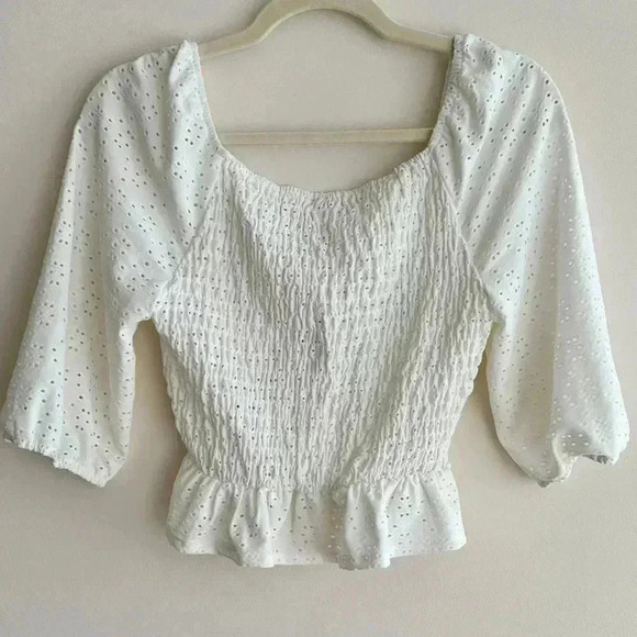 Urban Romantics Eyelet Lace Peplum Crop Top, Size Medium - Picture 13 of 16